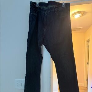 Polo Ralph Lauren Classic Fit Denim, size 38/30, timeless classics since 1967.